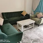 Amazing 2Br Pent House Flat With Mountain View